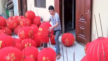 紅九州對(duì)聯(lián)工藝品廠 以匠心傳承文化，用巧手雕琢吉祥